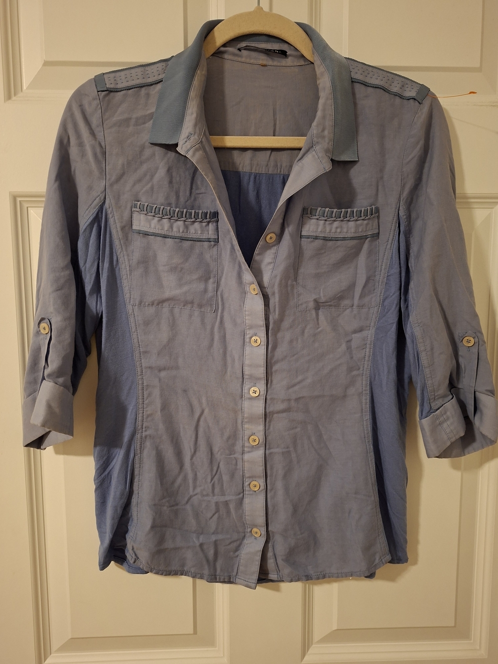 Elie Tahari Two-Tone Light Blue Button-Down Shirt, Size S